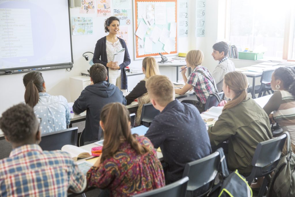 Ressources pédagogiques pour le lycée : comment développer l'esprit critique des lycéens sur les enjeux de l'agroalimentaire ?